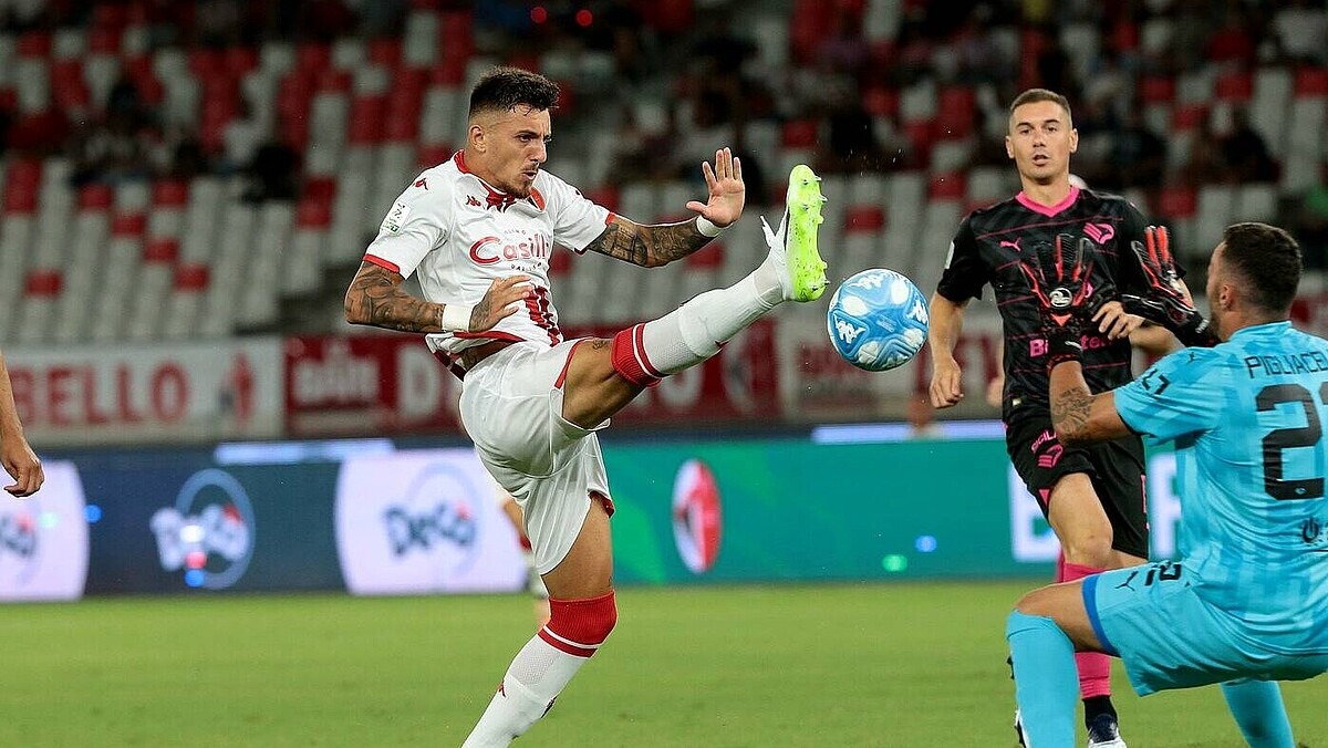 Nhận định soi kèo Palermo vs Bari lúc 00h00 ngày 27/12/2024