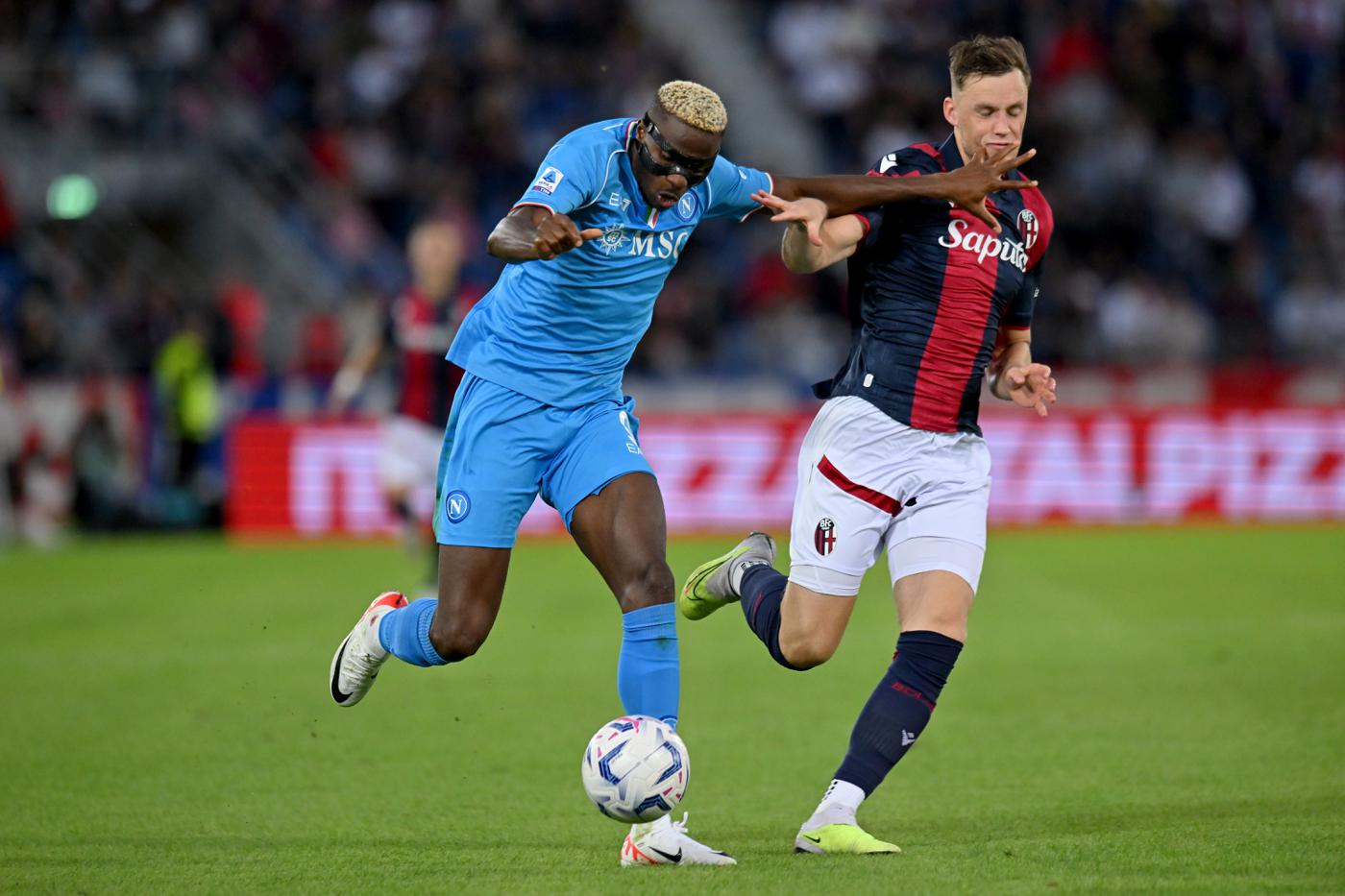 Nhận định soi kèo Bologna vs Napoli lúc 01h45 ngày 8/4/2025
