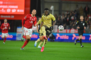 Brest vs OGC Nice (01:45 – 24/10) | Xem lại trận đấu